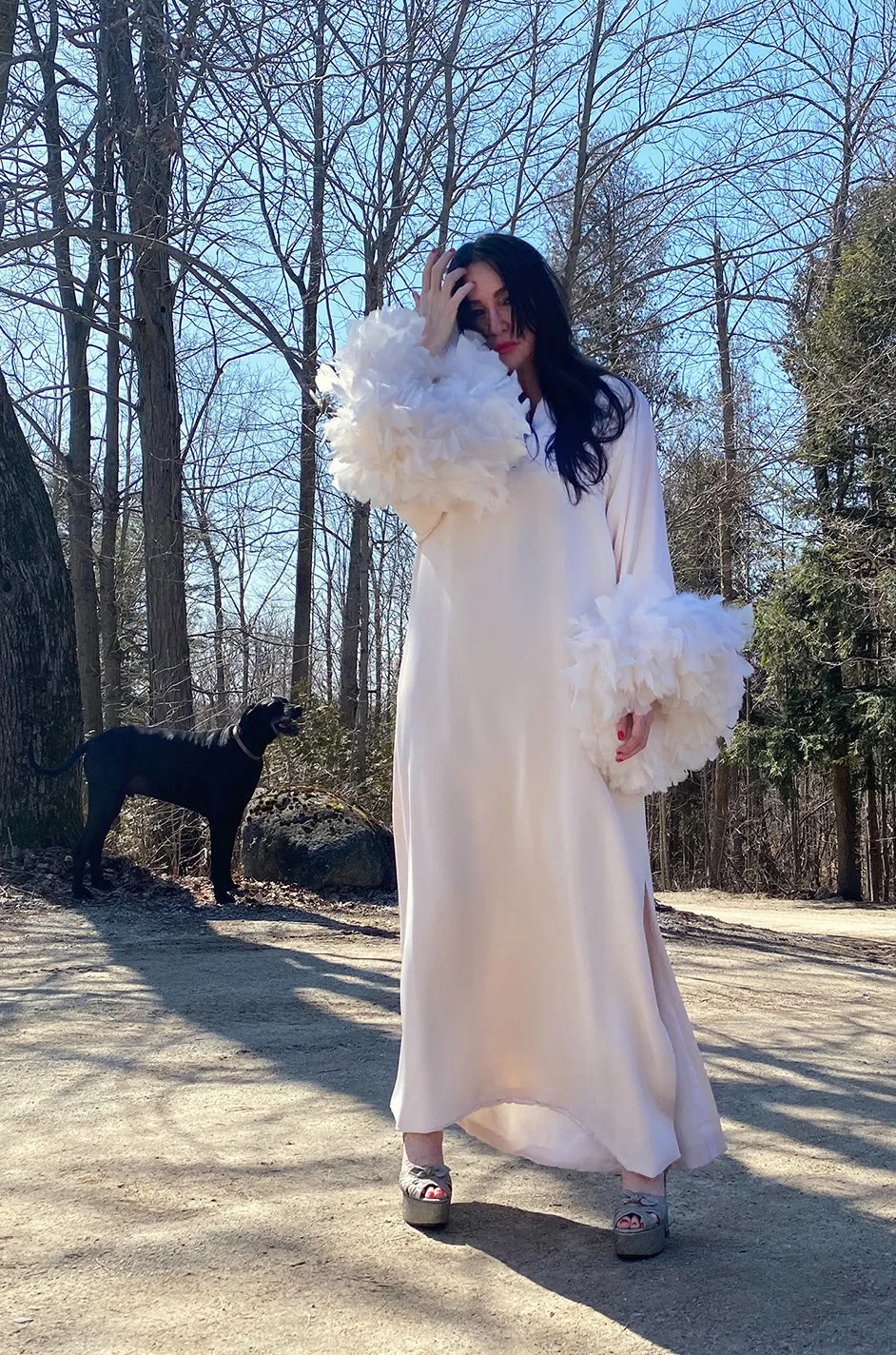 1960s Odette Barsa Loose & Easy Fitting Ivory Silk Caftan w Wide White Feather Cuffs