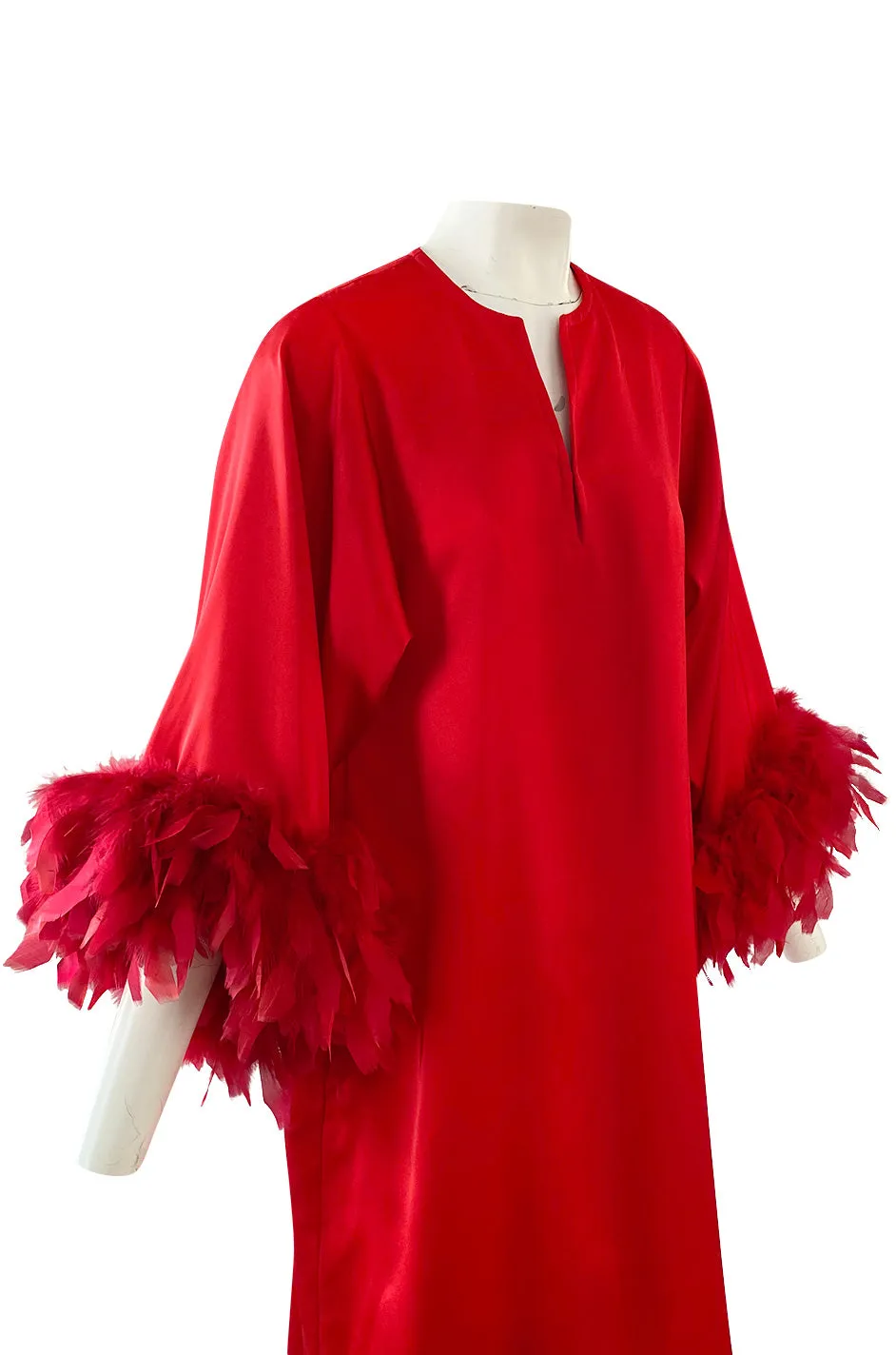 1960s Odette Barsa Loose & Easy Fitting Red Caftan w Wide Red Feather Cuffs