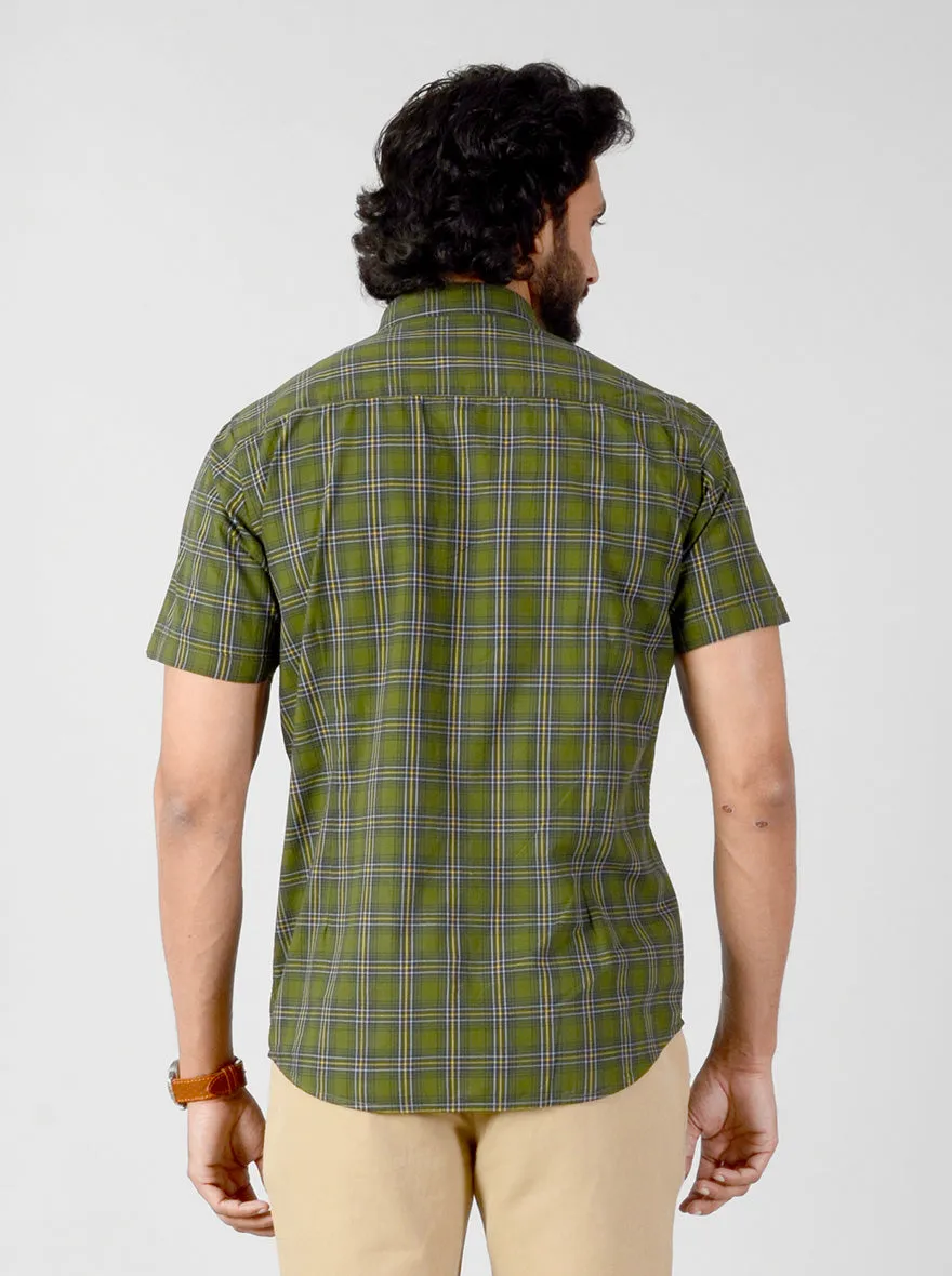 Dark Green Checked Slim Fit Casual Shirt | JadeBlue
