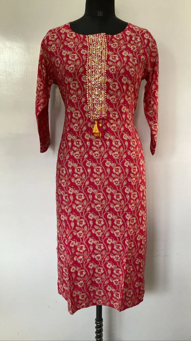 Red Floral Printed Muslin Pant Set with Thread Work