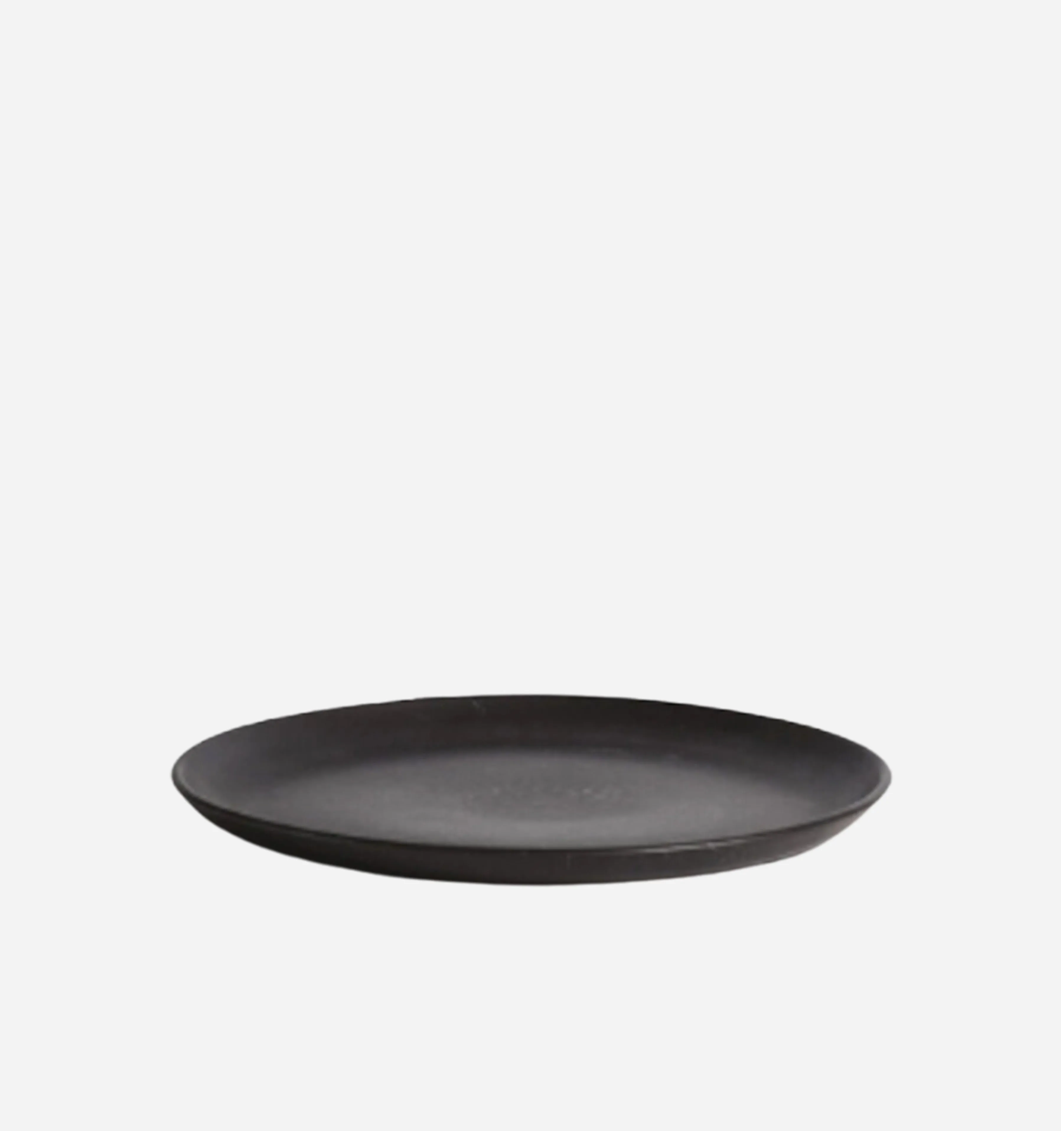Tunisian Dinner Plate in Matte Black