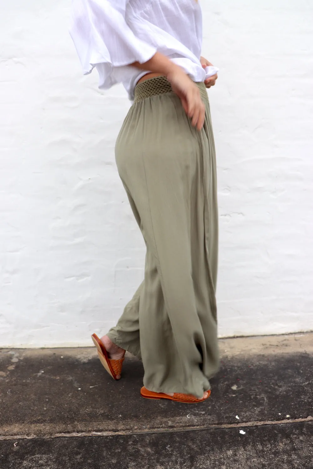Willow Pant in Khaki