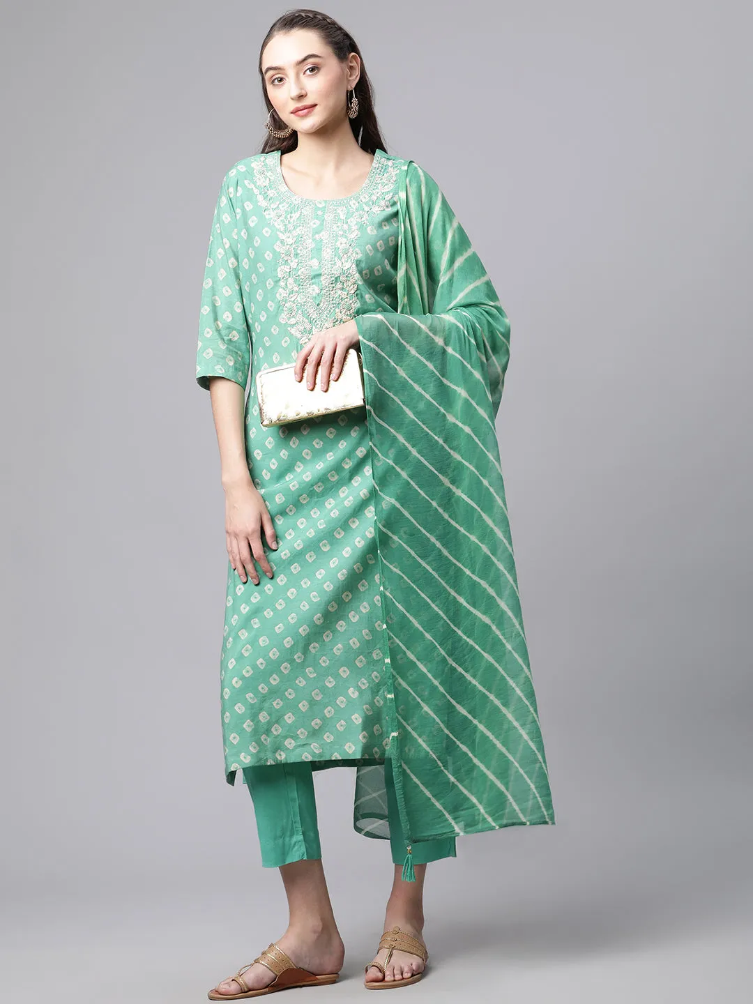 Women Green Floral Print Chanderi Silk Kurta Set